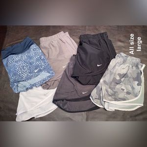 Nike Tempo Running Shorts Women’s Large